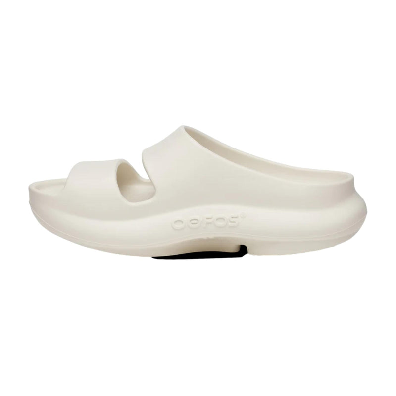 OOFOS OOyea Chalk  1700-CHALK Men's
