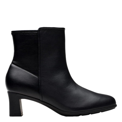Clarks Neiley Jane Black Leather  26175177 Women's
