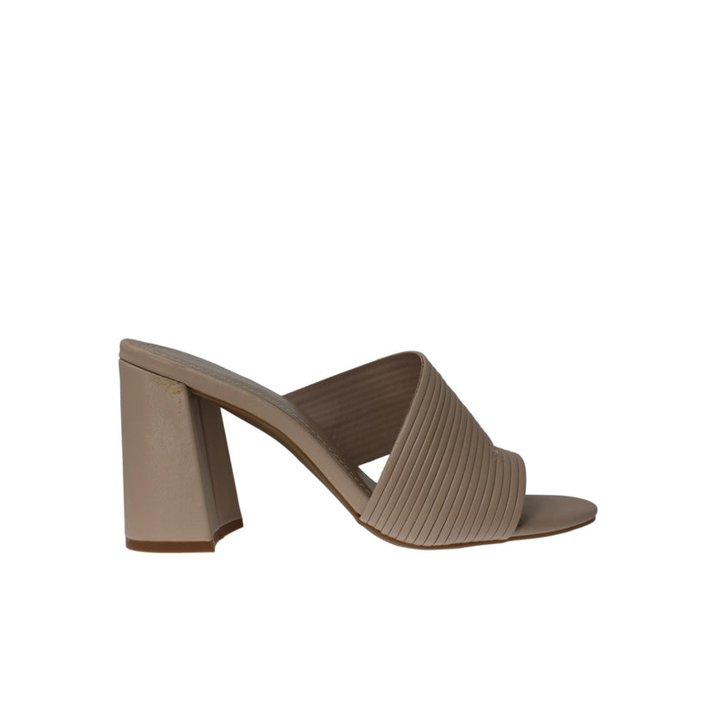 Charles by Charles David Rhythmic Nude  2D20S209-208 Women's