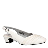Easy Street Bates White  31-7743 Women's