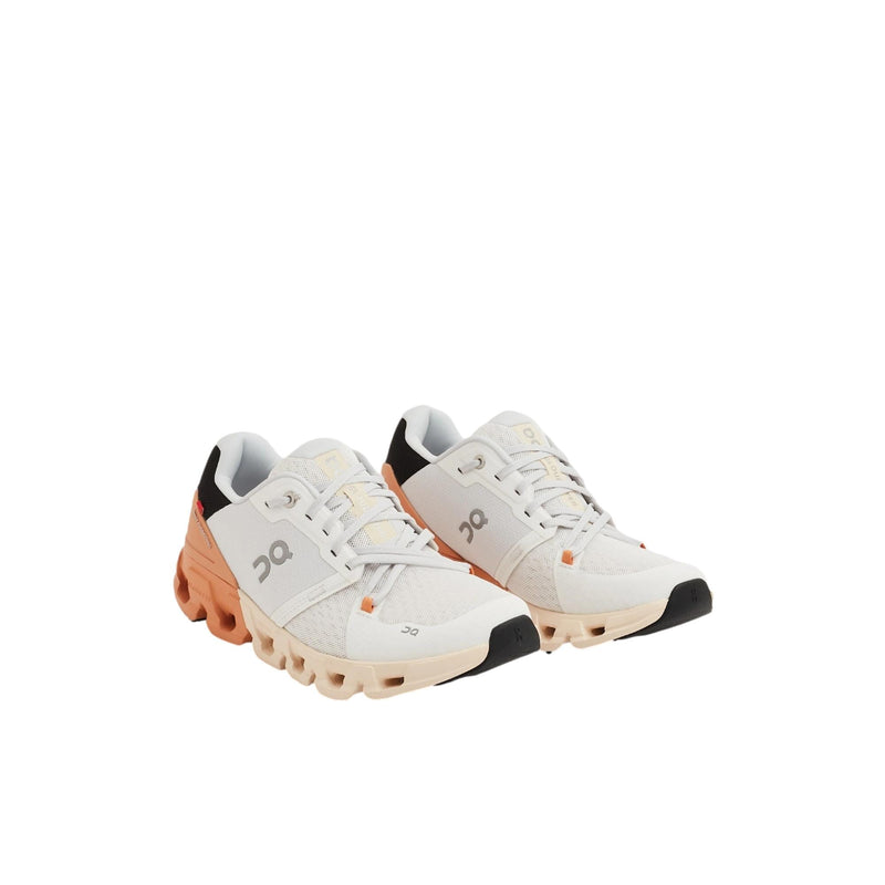 On Cloudflyer 4 White / Copper  71.98667 Women's