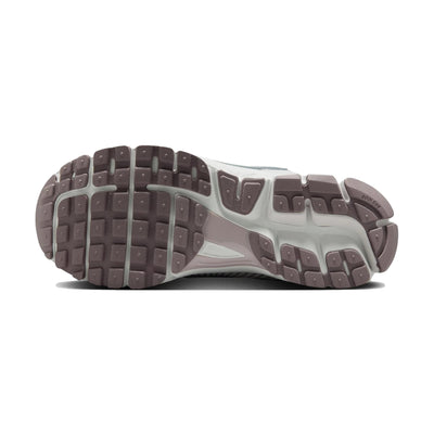 Nike Zoom Vomero 5 Vast Grey/Metallic Silver/Platinum Violet/Taupe Grey  HV6417-001 Women's
