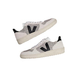 Veja V-10 Snow / Black  VX0401439A Women's